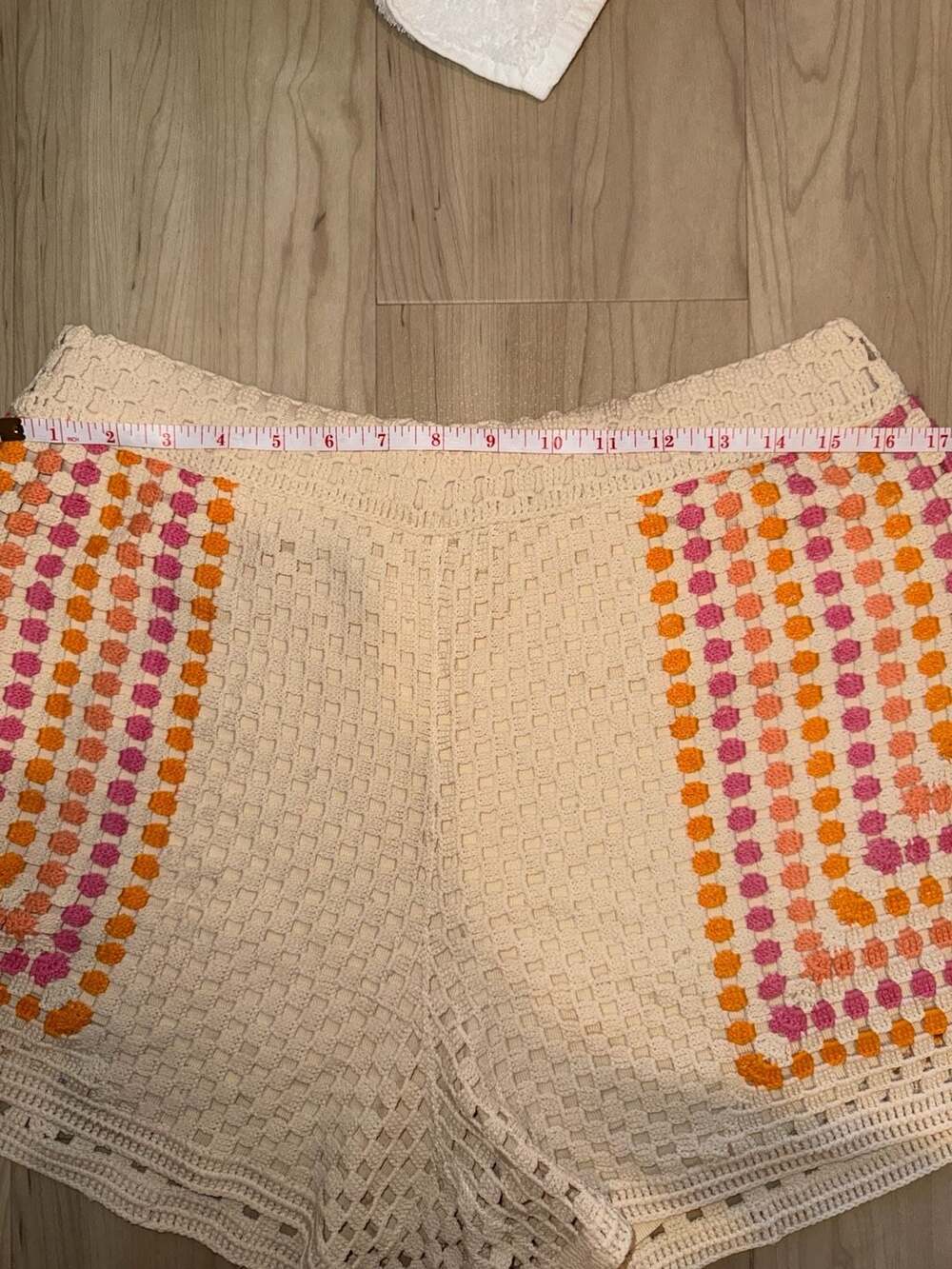 Sandro Crochet Knit Chevron Shorts with Pink and Orange Details - Picture 4 of 5